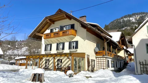Gästehaus im Winter